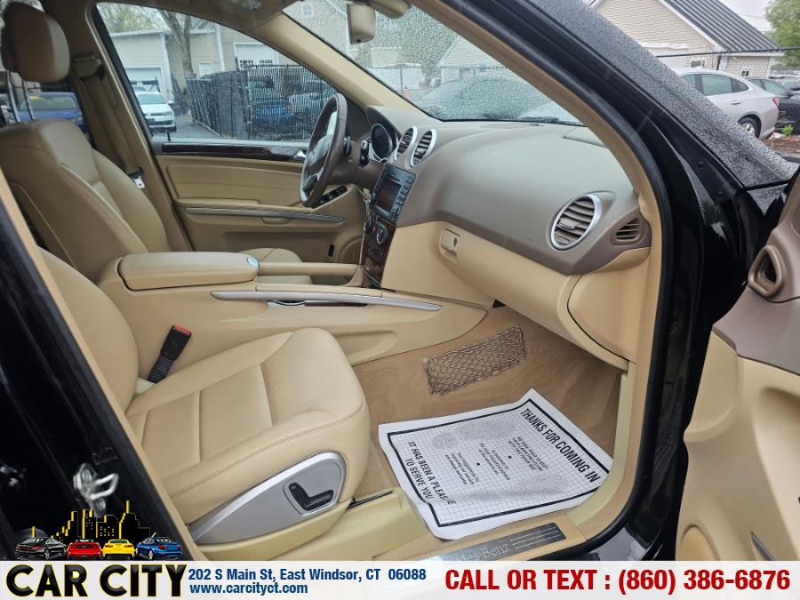 2011 Mercedes-Benz M-Class 4MATIC 4dr ML350, available for sale in East Windsor, Connecticut | Car City LLC. East Windsor, Connecticut 2011 Mercedes-Benz M-Class 4MATIC 4dr ML350, available for sale in East Windsor, Connecticut | Car City LLC. East Windsor, Connecticut