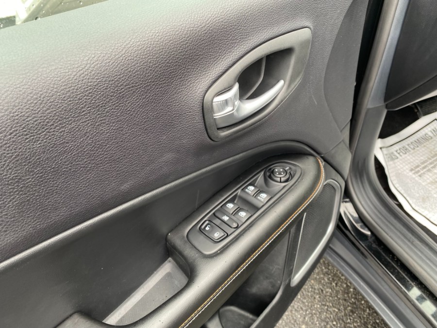 2017 Jeep Compass Latitude 4x4, available for sale in Paterson, New Jersey | DZ Automall. Paterson, New Jersey 2017 Jeep Compass Latitude 4x4, available for sale in Paterson, New Jersey | DZ Automall. Paterson, New Jersey