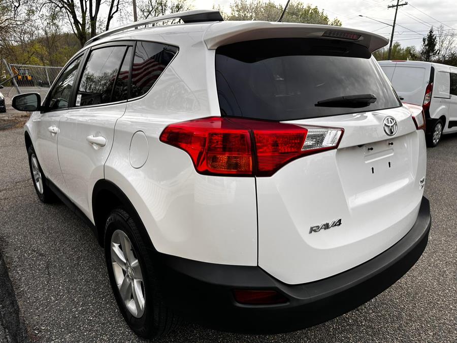 2014 Toyota RAV4 AWD 4dr XLE (Natl), available for sale in New Milford, Connecticut | Faustos Auto Body and Repairs LLC. New Milford, Connecticut 2014 Toyota RAV4 AWD 4dr XLE (Natl), available for sale in New Milford, Connecticut | Faustos Auto Body and Repairs LLC. New Milford, Connecticut