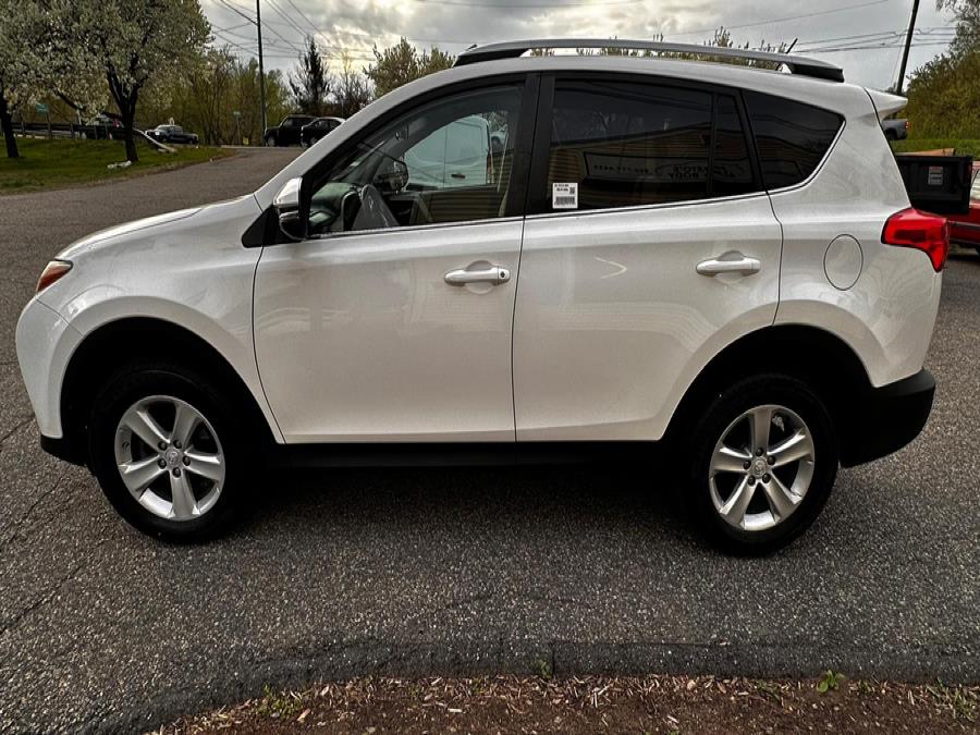 2014 Toyota RAV4 AWD 4dr XLE (Natl), available for sale in New Milford, Connecticut | Faustos Auto Body and Repairs LLC. New Milford, Connecticut 2014 Toyota RAV4 AWD 4dr XLE (Natl), available for sale in New Milford, Connecticut | Faustos Auto Body and Repairs LLC. New Milford, Connecticut