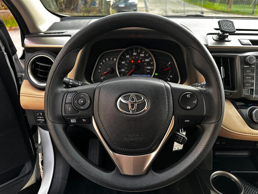 2014 Toyota RAV4 AWD 4dr XLE (Natl), available for sale in New Milford, Connecticut | Faustos Auto Body and Repairs LLC. New Milford, Connecticut 2014 Toyota RAV4 AWD 4dr XLE (Natl), available for sale in New Milford, Connecticut | Faustos Auto Body and Repairs LLC. New Milford, Connecticut