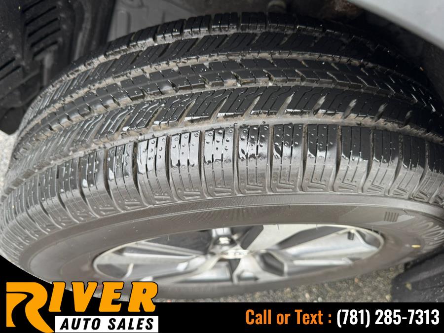 2018 Toyota RAV4 XLE AWD (Natl), available for sale in Malden, Massachusetts | River Auto Sales. Malden, Massachusetts 2018 Toyota RAV4 XLE AWD (Natl), available for sale in Malden, Massachusetts | River Auto Sales. Malden, Massachusetts