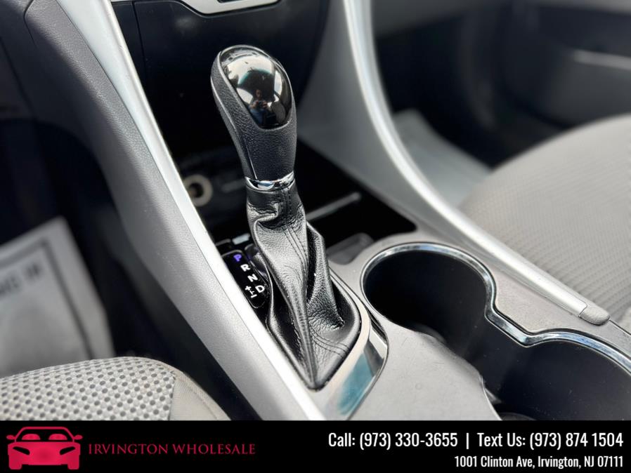 2012 Hyundai Sonata 4dr Sdn 2.4L Auto GLS, available for sale in Irvington, New Jersey | Irvington Wholesale Group. Irvington, New Jersey 2012 Hyundai Sonata 4dr Sdn 2.4L Auto GLS, available for sale in Irvington, New Jersey | Irvington Wholesale Group. Irvington, New Jersey