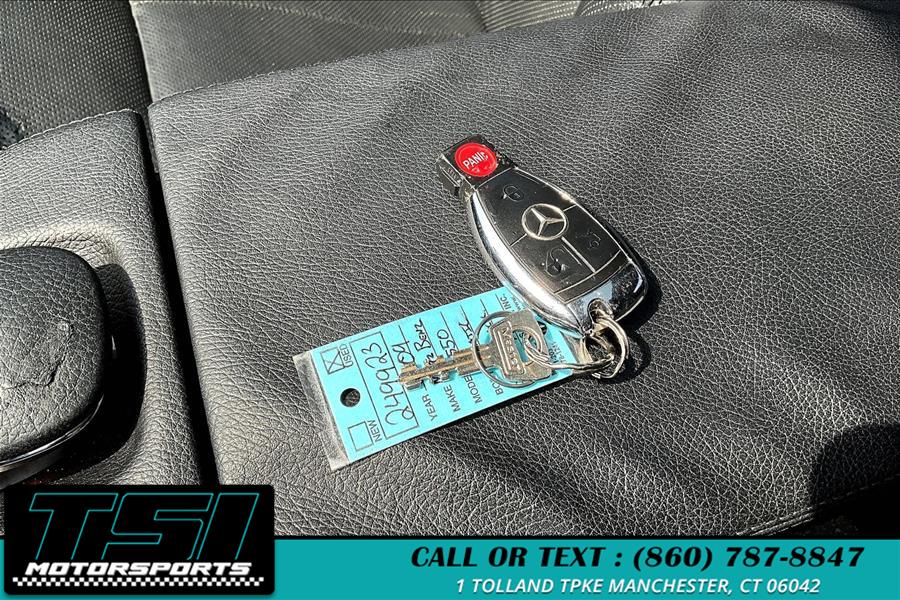 2009 Mercedes-Benz S-Class 4dr Sdn 5.5L V8 4MATIC, available for sale in Manchester, Connecticut | TSI Motorsports. Manchester, Connecticut 2009 Mercedes-Benz S-Class 4dr Sdn 5.5L V8 4MATIC, available for sale in Manchester, Connecticut | TSI Motorsports. Manchester, Connecticut