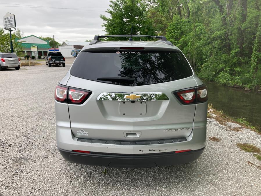 2014 Chevrolet Traverse FWD 4dr LS, available for sale in Neosho, Missouri | Xsell Auto LLC. Neosho, Missouri 2014 Chevrolet Traverse FWD 4dr LS, available for sale in Neosho, Missouri | Xsell Auto LLC. Neosho, Missouri
