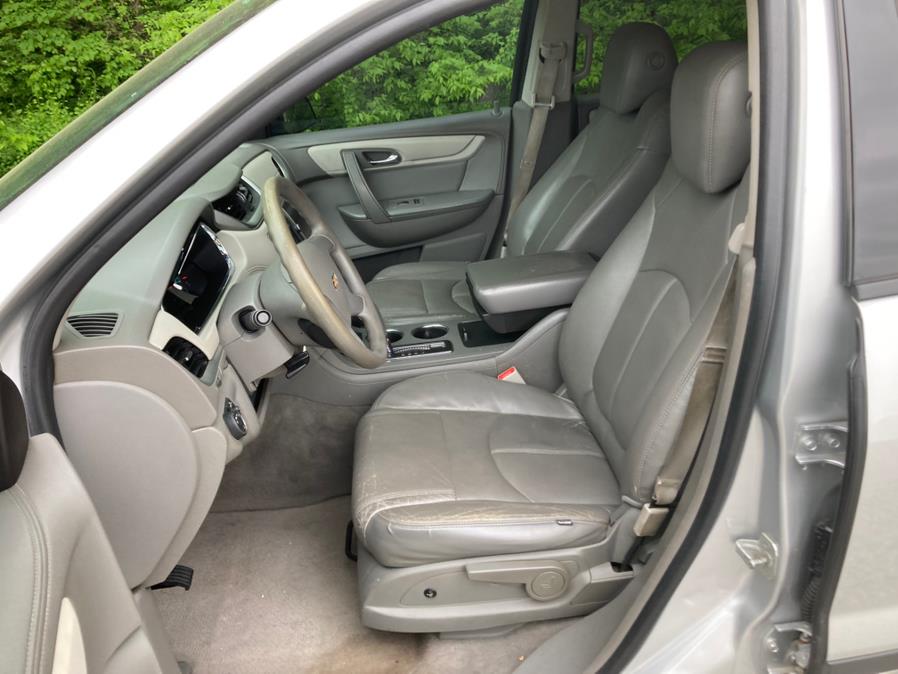 2014 Chevrolet Traverse FWD 4dr LS, available for sale in Neosho, Missouri | Xsell Auto LLC. Neosho, Missouri 2014 Chevrolet Traverse FWD 4dr LS, available for sale in Neosho, Missouri | Xsell Auto LLC. Neosho, Missouri