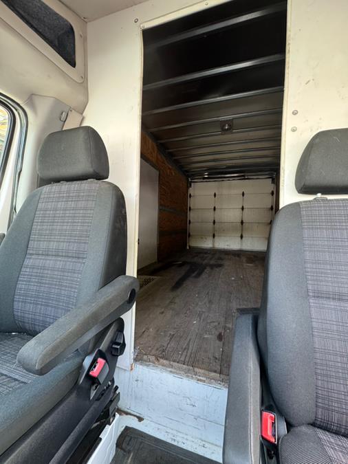 2015 Freightliner Sprinter Chassis-Cabs box truck, available for sale in Staten Island, New York | Staten Island Truck Sales. Staten Island, New York 2015 Freightliner Sprinter Chassis-Cabs box truck, available for sale in Staten Island, New York | Staten Island Truck Sales. Staten Island, New York