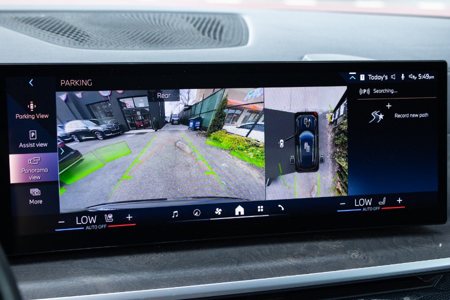 2024 BMW X5 xDrive40i Sports Activity Vehicle, available for sale in Flushing, New York | Silverline Auto Group. Flushing, New York 2024 BMW X5 xDrive40i Sports Activity Vehicle, available for sale in Flushing, New York | Silverline Auto Group. Flushing, New York