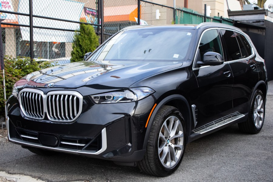 2024 BMW X5 xDrive40i Sports Activity Vehicle, available for sale in Flushing, New York | Silverline Auto Group. Flushing, New York 2024 BMW X5 xDrive40i Sports Activity Vehicle, available for sale in Flushing, New York | Silverline Auto Group. Flushing, New York