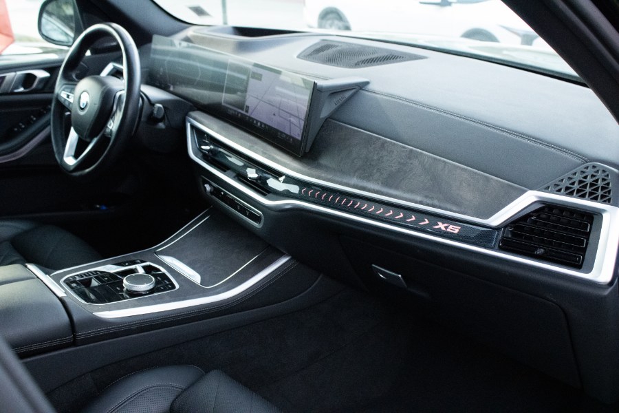 2024 BMW X5 xDrive40i Sports Activity Vehicle, available for sale in Flushing, New York | Silverline Auto Group. Flushing, New York 2024 BMW X5 xDrive40i Sports Activity Vehicle, available for sale in Flushing, New York | Silverline Auto Group. Flushing, New York