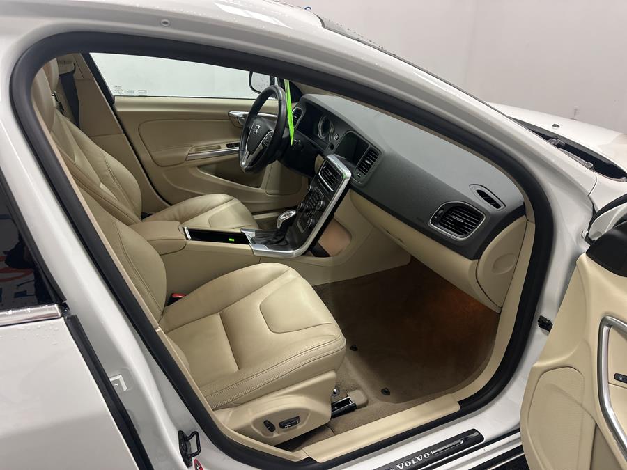 2013 Volvo S60 4dr Sdn T5 Platinum FWD, available for sale in Plainville, Connecticut | New England Auto Sales LLC. Plainville, Connecticut 2013 Volvo S60 4dr Sdn T5 Platinum FWD, available for sale in Plainville, Connecticut | New England Auto Sales LLC. Plainville, Connecticut