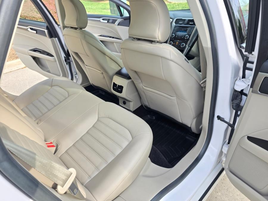 2017 Ford Fusion SE FWD, available for sale in Philadelphia, Pennsylvania | Eugen's Auto Sales & Repairs. Philadelphia, Pennsylvania 2017 Ford Fusion SE FWD, available for sale in Philadelphia, Pennsylvania | Eugen's Auto Sales & Repairs. Philadelphia, Pennsylvania