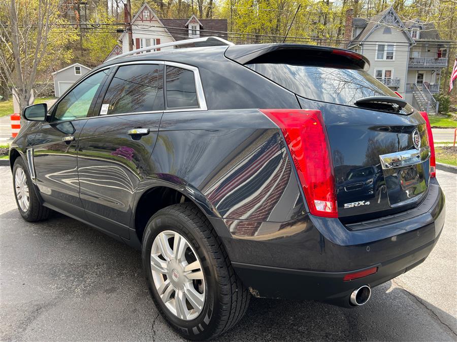 2015 Cadillac SRX AWD 4dr Luxury Collection, available for sale in Canton, Connecticut | Lava Motors. Canton, Connecticut 2015 Cadillac SRX AWD 4dr Luxury Collection, available for sale in Canton, Connecticut | Lava Motors. Canton, Connecticut