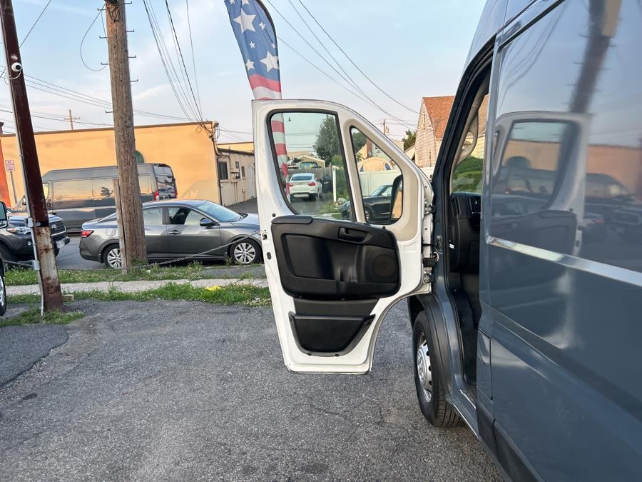 2018 Ram ProMaster Cargo Van 2500 High Roof 159" WB, available for sale in West Hempstead, New York | Only Vans Inc. West Hempstead, New York 2018 Ram ProMaster Cargo Van 2500 High Roof 159" WB, available for sale in West Hempstead, New York | Only Vans Inc. West Hempstead, New York