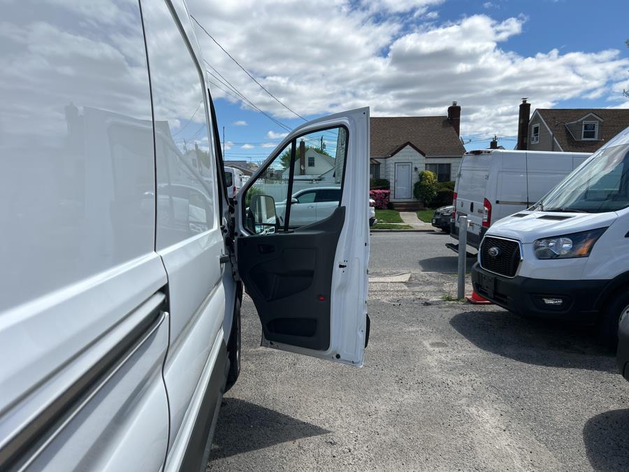 2023 Ford Transit Cargo Van T-250 148" Med Rf 9070 GVWR RWD, available for sale in West Hempstead, New York | Only Vans Inc. West Hempstead, New York 2023 Ford Transit Cargo Van T-250 148" Med Rf 9070 GVWR RWD, available for sale in West Hempstead, New York | Only Vans Inc. West Hempstead, New York