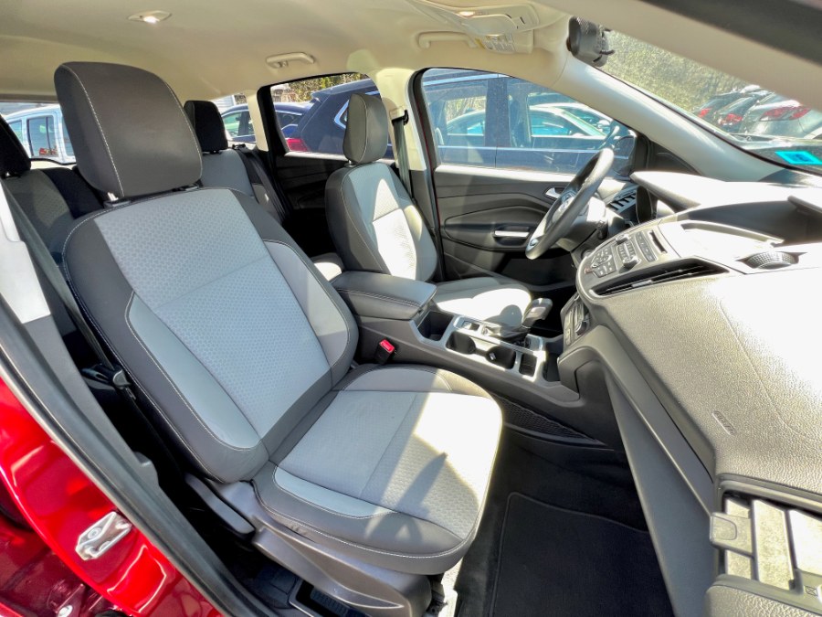 2018 Ford Escape SE 4WD, available for sale in Manchester, New Hampshire | Second Street Auto Sales Inc. Manchester, New Hampshire 2018 Ford Escape SE 4WD, available for sale in Manchester, New Hampshire | Second Street Auto Sales Inc. Manchester, New Hampshire