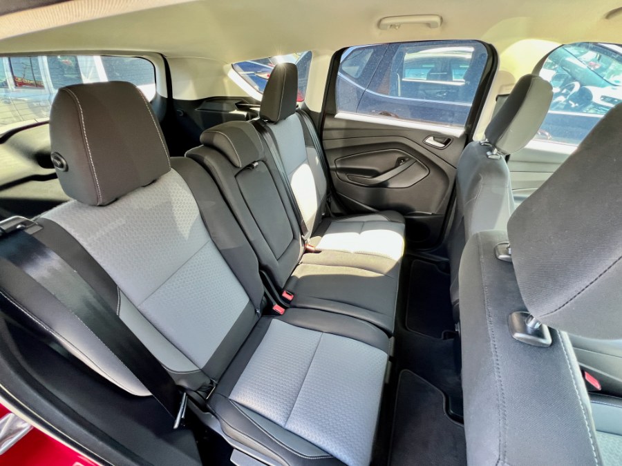 2018 Ford Escape SE 4WD, available for sale in Manchester, New Hampshire | Second Street Auto Sales Inc. Manchester, New Hampshire 2018 Ford Escape SE 4WD, available for sale in Manchester, New Hampshire | Second Street Auto Sales Inc. Manchester, New Hampshire