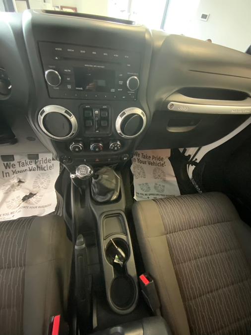 2012 Jeep Wrangler Unlimited 4WD 4dr Sahara, available for sale in Hartford, Connecticut | Franklin Motors Auto Sales LLC. Hartford, Connecticut 2012 Jeep Wrangler Unlimited 4WD 4dr Sahara, available for sale in Hartford, Connecticut | Franklin Motors Auto Sales LLC. Hartford, Connecticut