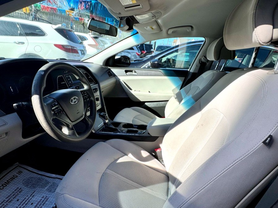 2017 Hyundai Sonata 2.4L, available for sale in Paterson, New Jersey | MFG Prestige Auto Group. Paterson, New Jersey 2017 Hyundai Sonata 2.4L, available for sale in Paterson, New Jersey | MFG Prestige Auto Group. Paterson, New Jersey