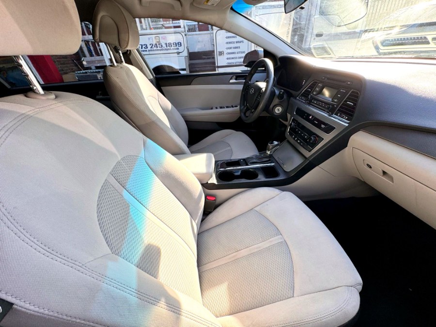2017 Hyundai Sonata 2.4L, available for sale in Paterson, New Jersey | MFG Prestige Auto Group. Paterson, New Jersey 2017 Hyundai Sonata 2.4L, available for sale in Paterson, New Jersey | MFG Prestige Auto Group. Paterson, New Jersey