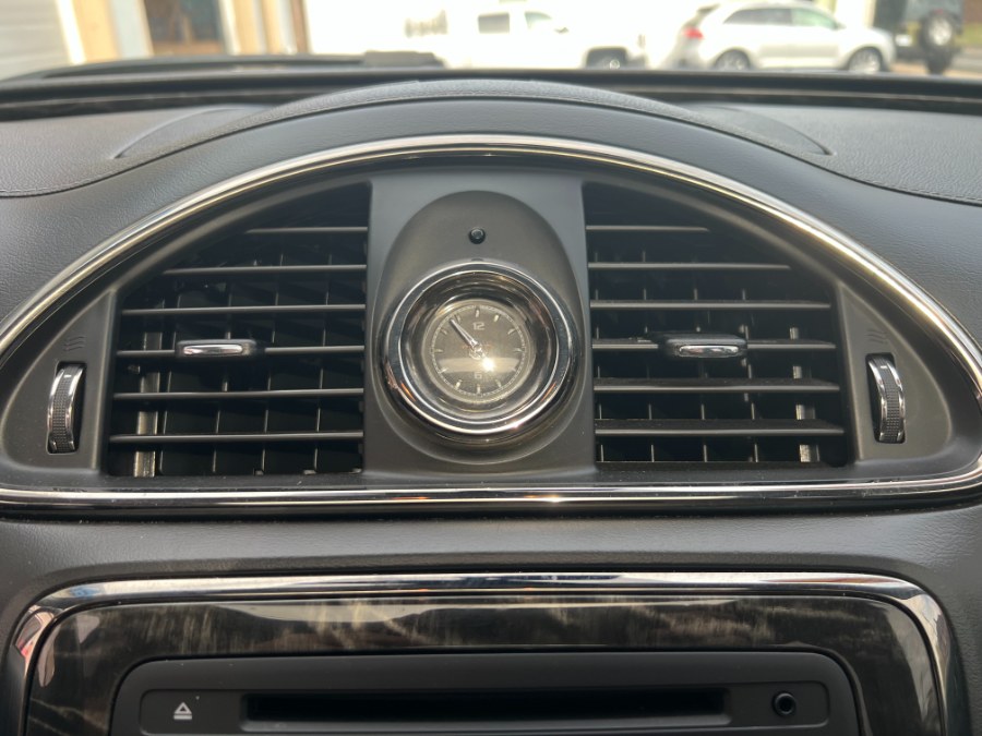 2014 Buick Enclave AWD 4dr Premium, available for sale in Bristol, Connecticut | Bristol Auto Center LLC. Bristol, Connecticut 2014 Buick Enclave AWD 4dr Premium, available for sale in Bristol, Connecticut | Bristol Auto Center LLC. Bristol, Connecticut