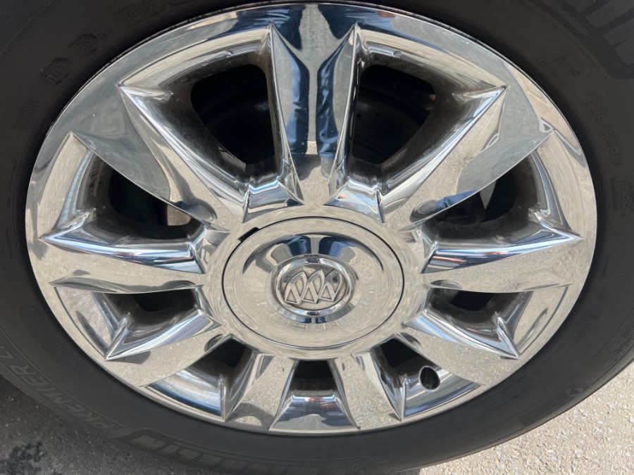 2014 Buick Enclave AWD 4dr Premium, available for sale in Bristol, Connecticut | Bristol Auto Center LLC. Bristol, Connecticut 2014 Buick Enclave AWD 4dr Premium, available for sale in Bristol, Connecticut | Bristol Auto Center LLC. Bristol, Connecticut