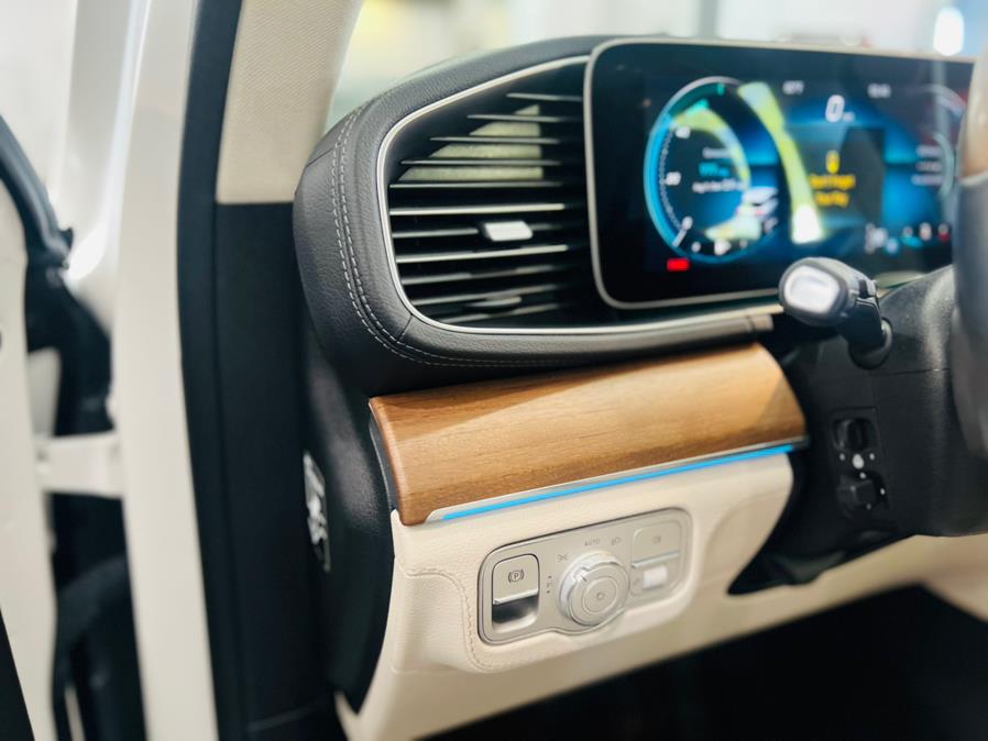 2022 Mercedes-Benz GLE GLE 350 4MATIC SUV, available for sale in Franklin Square, New York | Luxury Motor Club. Franklin Square, New York 2022 Mercedes-Benz GLE GLE 350 4MATIC SUV, available for sale in Franklin Square, New York | Luxury Motor Club. Franklin Square, New York