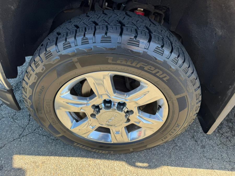 2018 GMC Sierra 2500HD 4WD Crew Cab 167.7" SLT, available for sale in Berlin, Connecticut | Tru Auto Mall. Berlin, Connecticut 2018 GMC Sierra 2500HD 4WD Crew Cab 167.7" SLT, available for sale in Berlin, Connecticut | Tru Auto Mall. Berlin, Connecticut