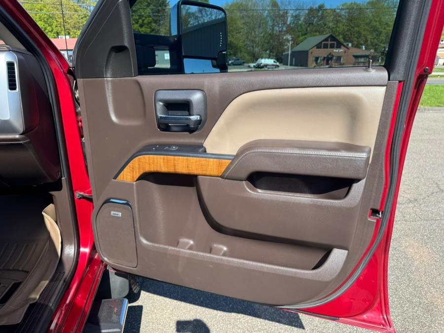 2018 GMC Sierra 2500HD 4WD Crew Cab 167.7" SLT, available for sale in Berlin, Connecticut | Tru Auto Mall. Berlin, Connecticut 2018 GMC Sierra 2500HD 4WD Crew Cab 167.7" SLT, available for sale in Berlin, Connecticut | Tru Auto Mall. Berlin, Connecticut