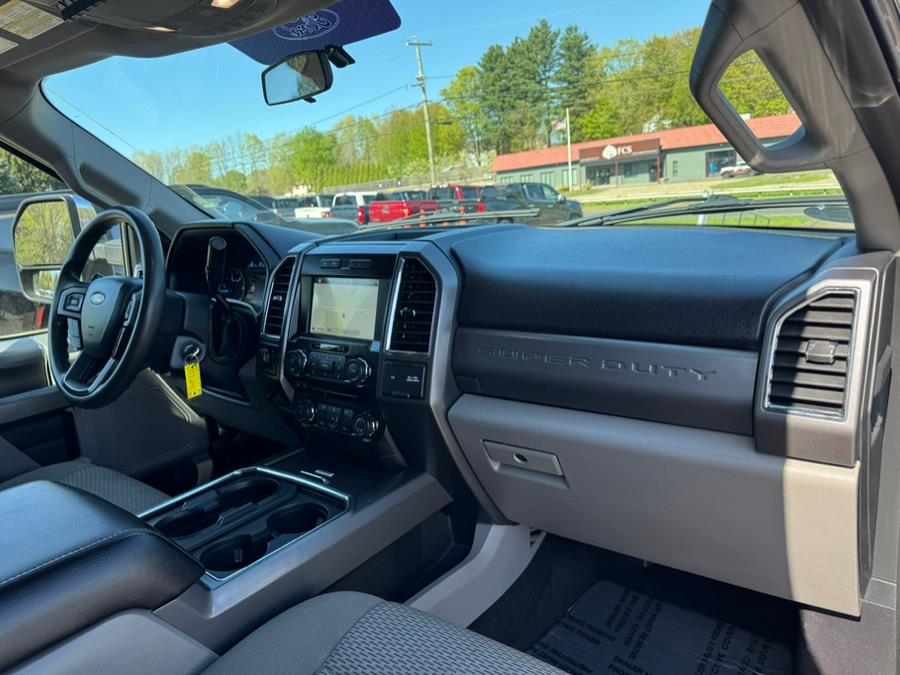 2017 Ford Super Duty F-350 SRW XLT 4WD Crew Cab 6.75'' Box, available for sale in Berlin, Connecticut | Tru Auto Mall. Berlin, Connecticut 2017 Ford Super Duty F-350 SRW XLT 4WD Crew Cab 6.75'' Box, available for sale in Berlin, Connecticut | Tru Auto Mall. Berlin, Connecticut