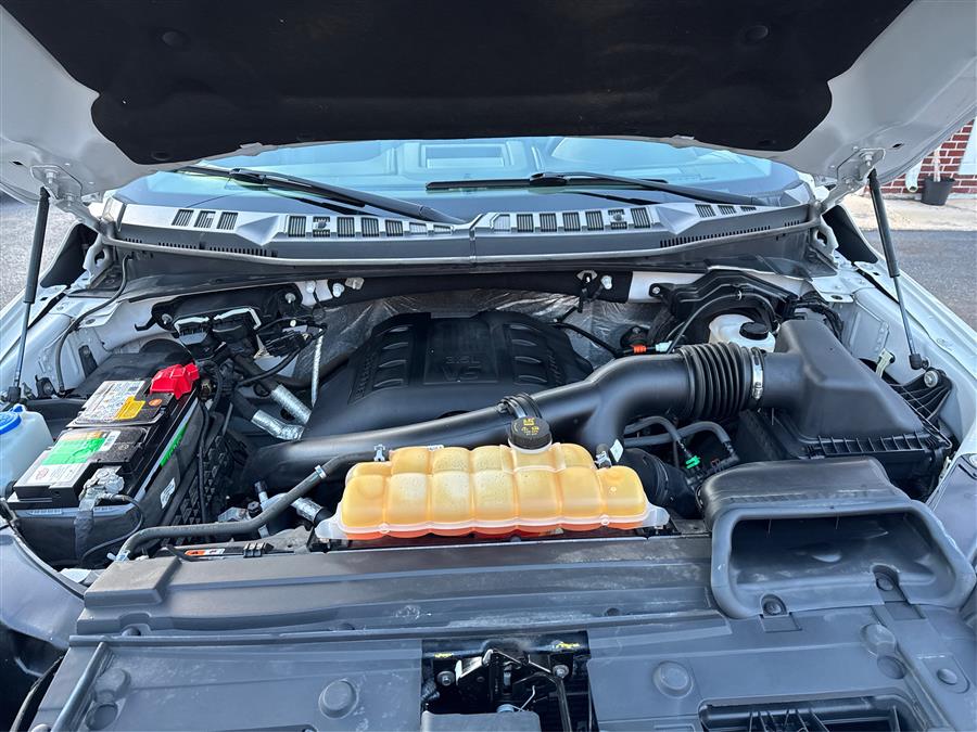 2016 Ford F-150 4WD SuperCrew 145" Lariat, available for sale in Canton, Connecticut | Lava Motors. Canton, Connecticut 2016 Ford F-150 4WD SuperCrew 145" Lariat, available for sale in Canton, Connecticut | Lava Motors. Canton, Connecticut