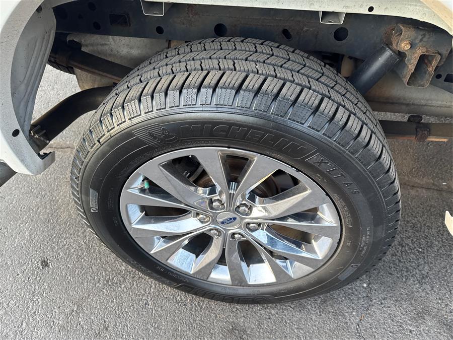 2016 Ford F-150 4WD SuperCrew 145" Lariat, available for sale in Canton, Connecticut | Lava Motors. Canton, Connecticut 2016 Ford F-150 4WD SuperCrew 145" Lariat, available for sale in Canton, Connecticut | Lava Motors. Canton, Connecticut