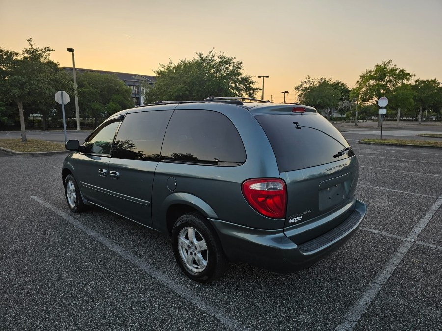 2005 Dodge Caravan 4dr Grand SXT, available for sale in Longwood, Florida | Majestic Autos Inc.. Longwood, Florida 2005 Dodge Caravan 4dr Grand SXT, available for sale in Longwood, Florida | Majestic Autos Inc.. Longwood, Florida