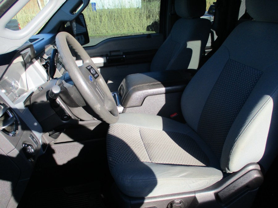 2014 Ford Super Duty F-250 SRW 4WD SuperCab 158" XLT, available for sale in Suffield, Connecticut | Suffield Auto LLC. Suffield, Connecticut 2014 Ford Super Duty F-250 SRW 4WD SuperCab 158" XLT, available for sale in Suffield, Connecticut | Suffield Auto LLC. Suffield, Connecticut