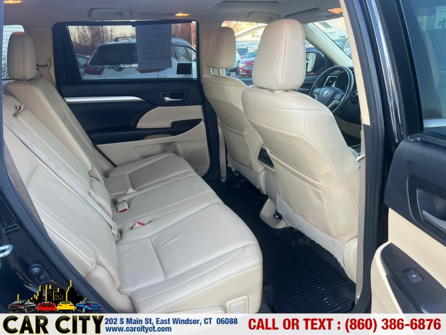 2015 Toyota Highlander AWD 4dr V6 XLE (Natl), available for sale in East Windsor, Connecticut | Car City LLC. East Windsor, Connecticut 2015 Toyota Highlander AWD 4dr V6 XLE (Natl), available for sale in East Windsor, Connecticut | Car City LLC. East Windsor, Connecticut