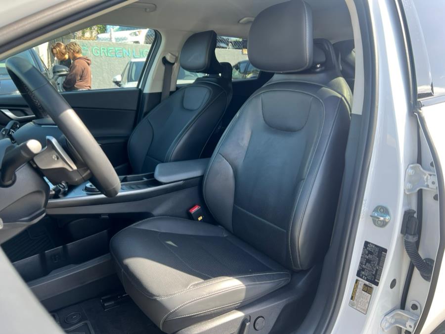 2022 Kia EV6 Wind AWD, available for sale in Daly City, California | Green Light Auto Wholesale. Daly City, California 2022 Kia EV6 Wind AWD, available for sale in Daly City, California | Green Light Auto Wholesale. Daly City, California
