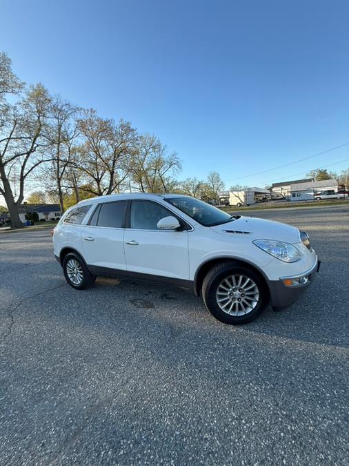 Used 2012 Buick Enclave in Springfield, Massachusetts | Auto Globe LLC. Springfield, Massachusetts