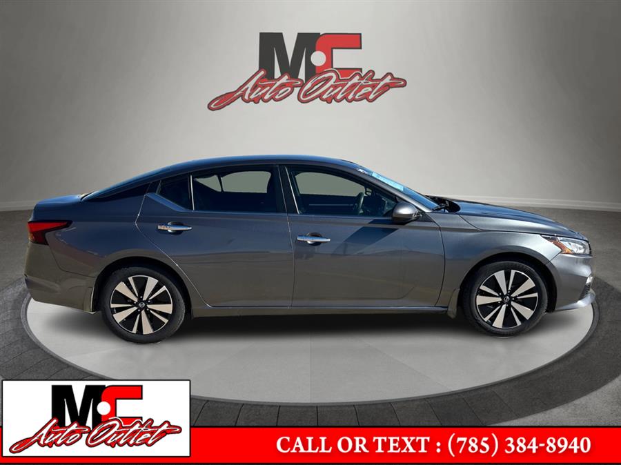 2022 Nissan Altima 2.5 SV Sedan, available for sale in Colby, Kansas | M C Auto Outlet Inc. Colby, Kansas 2022 Nissan Altima 2.5 SV Sedan, available for sale in Colby, Kansas | M C Auto Outlet Inc. Colby, Kansas