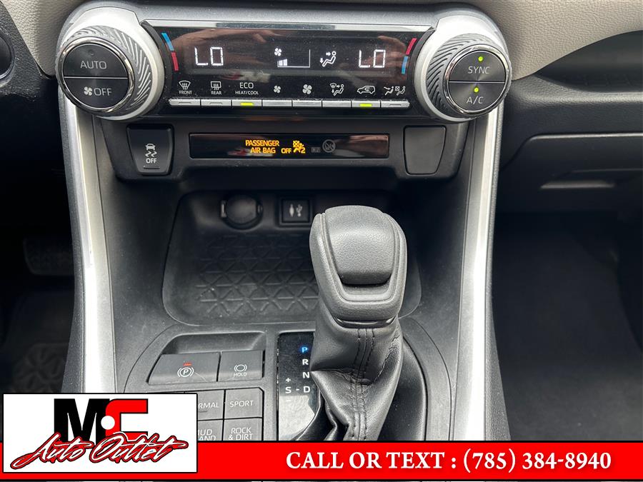 2019 Toyota RAV4 XLE AWD (Natl), available for sale in Colby, Kansas | M C Auto Outlet Inc. Colby, Kansas 2019 Toyota RAV4 XLE AWD (Natl), available for sale in Colby, Kansas | M C Auto Outlet Inc. Colby, Kansas