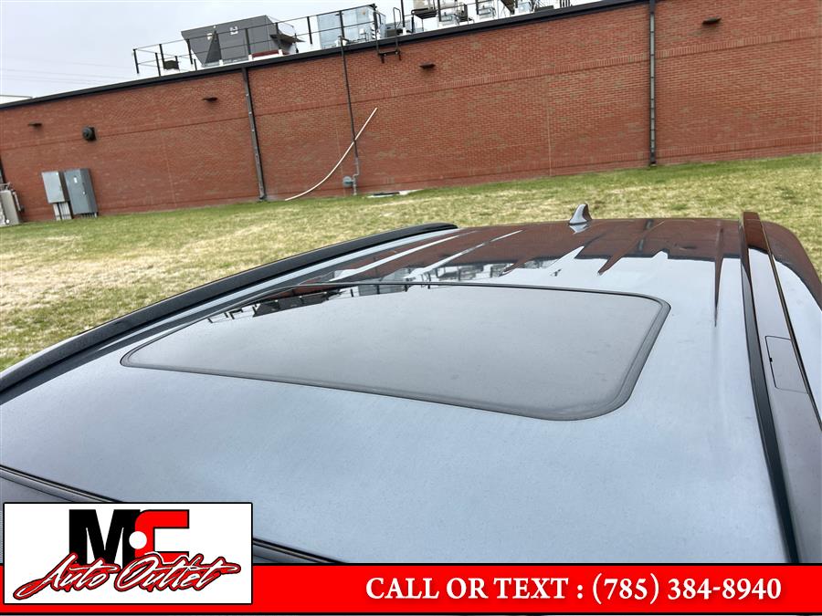 2019 Toyota RAV4 XLE AWD (Natl), available for sale in Colby, Kansas | M C Auto Outlet Inc. Colby, Kansas 2019 Toyota RAV4 XLE AWD (Natl), available for sale in Colby, Kansas | M C Auto Outlet Inc. Colby, Kansas