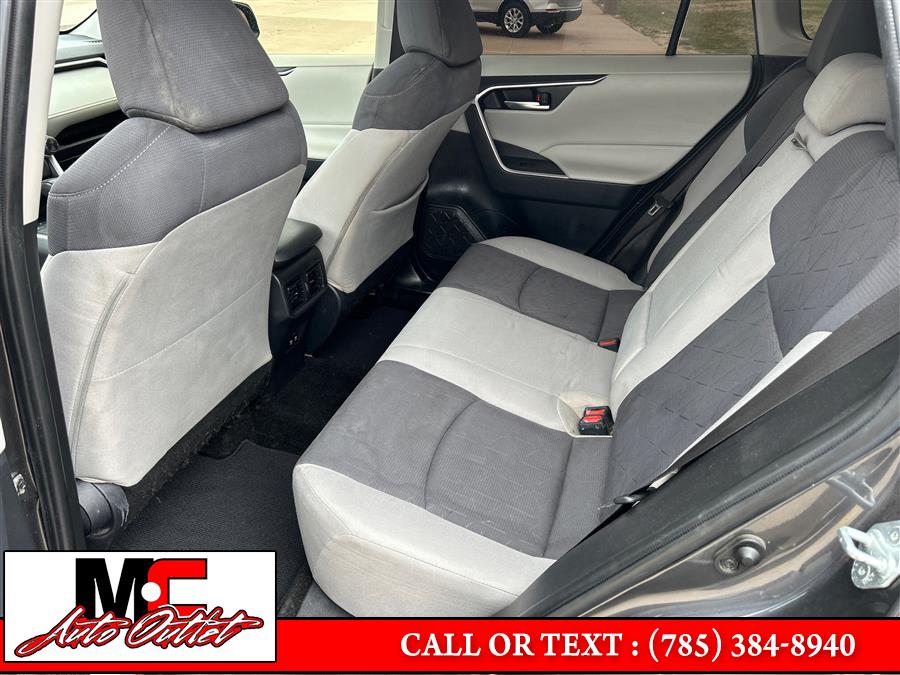 2019 Toyota RAV4 XLE AWD (Natl), available for sale in Colby, Kansas | M C Auto Outlet Inc. Colby, Kansas 2019 Toyota RAV4 XLE AWD (Natl), available for sale in Colby, Kansas | M C Auto Outlet Inc. Colby, Kansas