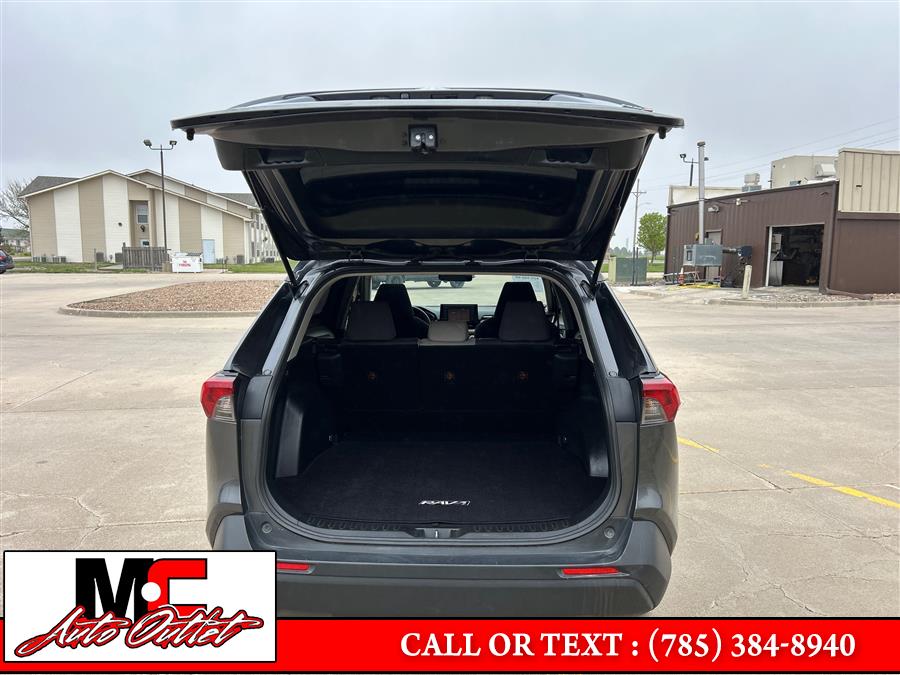 2019 Toyota RAV4 XLE AWD (Natl), available for sale in Colby, Kansas | M C Auto Outlet Inc. Colby, Kansas 2019 Toyota RAV4 XLE AWD (Natl), available for sale in Colby, Kansas | M C Auto Outlet Inc. Colby, Kansas
