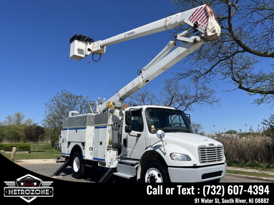 Used 2012 Freightliner M2 in South River, New Jersey | Metrozone Motor Group. South River, New Jersey