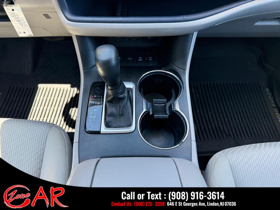 2019 Toyota Highlander LE Plus V6 AWD (Natl), available for sale in Linden, New Jersey | Car Zone. Linden, New Jersey 2019 Toyota Highlander LE Plus V6 AWD (Natl), available for sale in Linden, New Jersey | Car Zone. Linden, New Jersey