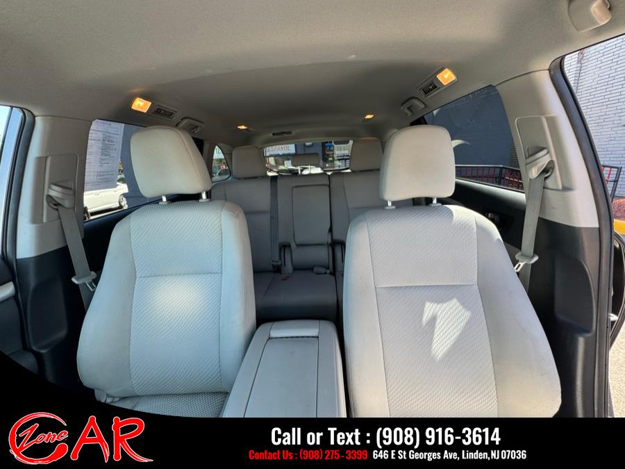 2019 Toyota Highlander LE Plus V6 AWD (Natl), available for sale in Linden, New Jersey | Car Zone. Linden, New Jersey 2019 Toyota Highlander LE Plus V6 AWD (Natl), available for sale in Linden, New Jersey | Car Zone. Linden, New Jersey