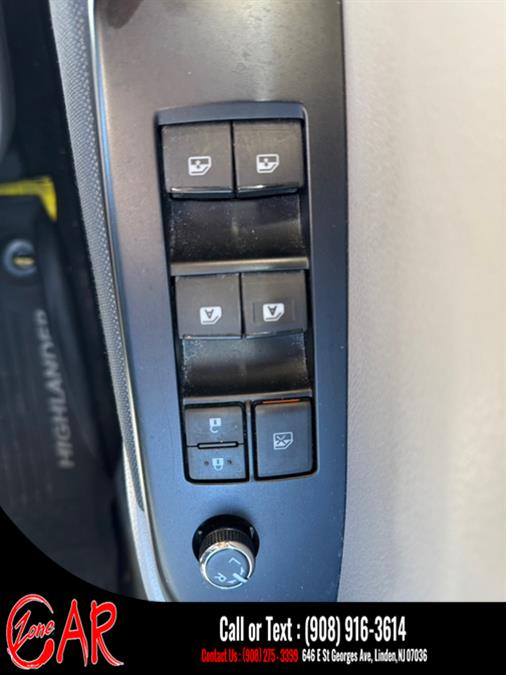 2019 Toyota Highlander LE Plus V6 AWD (Natl), available for sale in Linden, New Jersey | Car Zone. Linden, New Jersey 2019 Toyota Highlander LE Plus V6 AWD (Natl), available for sale in Linden, New Jersey | Car Zone. Linden, New Jersey