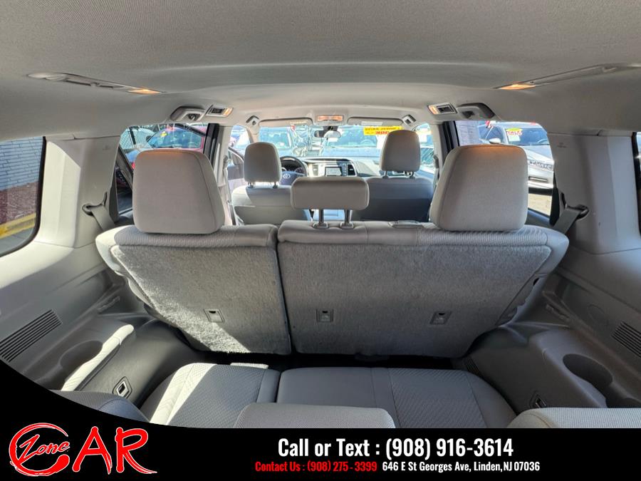 2019 Toyota Highlander LE Plus V6 AWD (Natl), available for sale in Linden, New Jersey | Car Zone. Linden, New Jersey 2019 Toyota Highlander LE Plus V6 AWD (Natl), available for sale in Linden, New Jersey | Car Zone. Linden, New Jersey