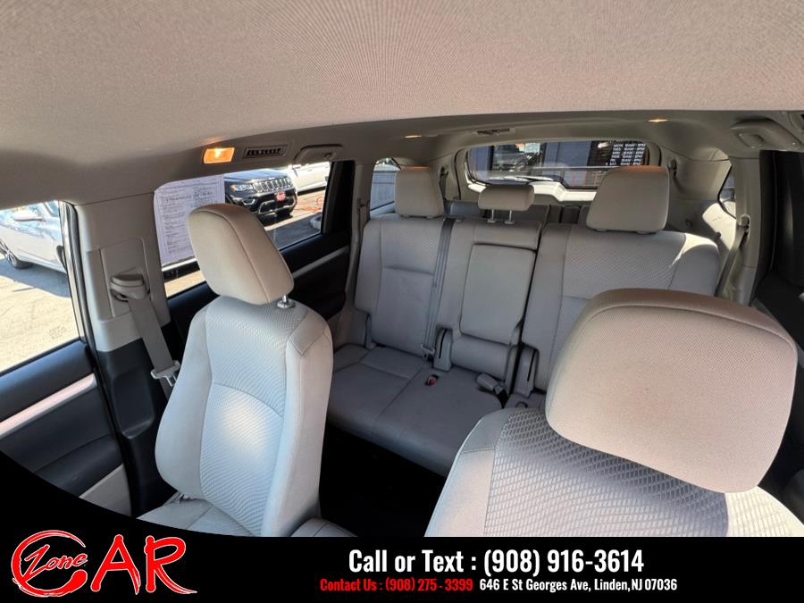 2019 Toyota Highlander LE Plus V6 AWD (Natl), available for sale in Linden, New Jersey | Car Zone. Linden, New Jersey 2019 Toyota Highlander LE Plus V6 AWD (Natl), available for sale in Linden, New Jersey | Car Zone. Linden, New Jersey