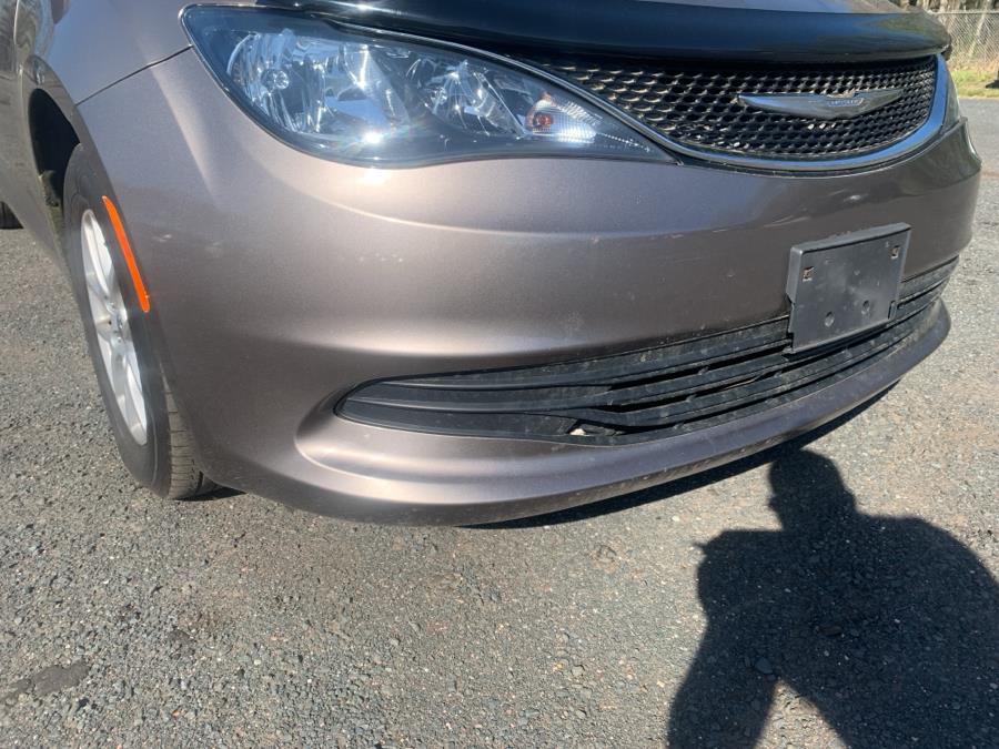 2017 Chrysler Pacifica Touring FWD, available for sale in Vernon Rockville, Connecticut | Vernon Motor Cars. Vernon Rockville, Connecticut 2017 Chrysler Pacifica Touring FWD, available for sale in Vernon Rockville, Connecticut | Vernon Motor Cars. Vernon Rockville, Connecticut