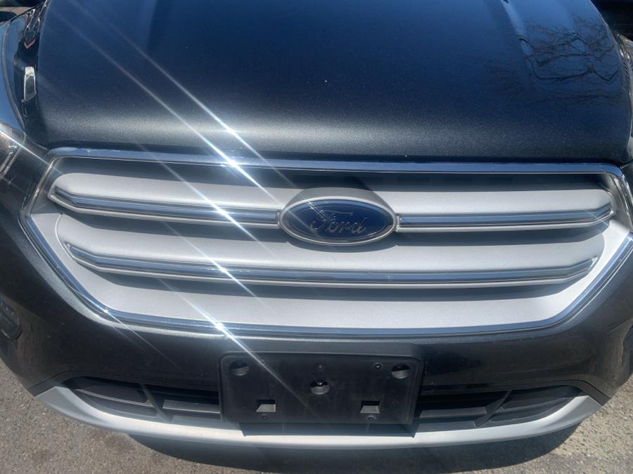 2017 Ford Escape SE 4WD, available for sale in Vernon Rockville, Connecticut | Vernon Motor Cars. Vernon Rockville, Connecticut 2017 Ford Escape SE 4WD, available for sale in Vernon Rockville, Connecticut | Vernon Motor Cars. Vernon Rockville, Connecticut